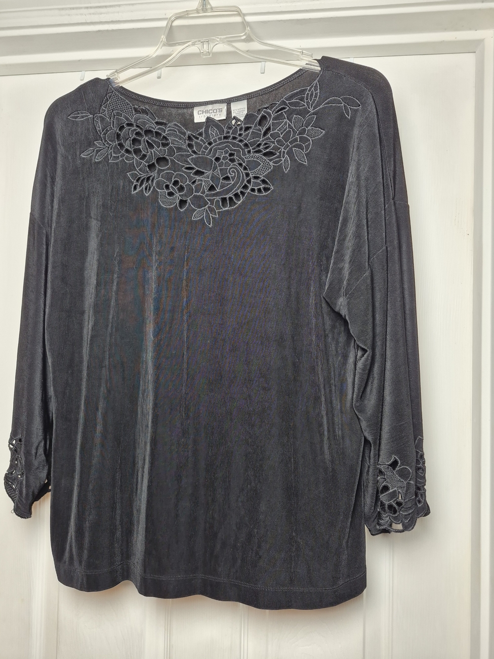 Chico's Black Floral Appliqué Top Large